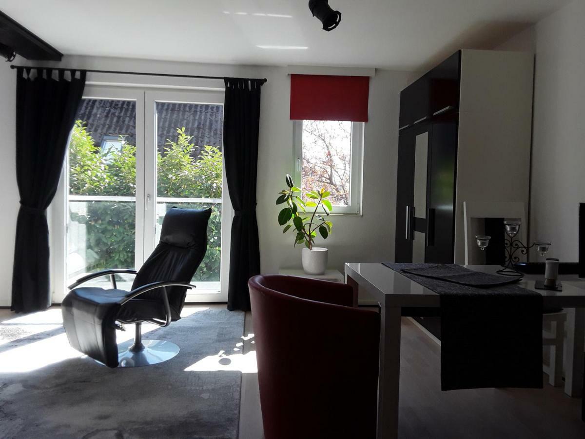 All-In-One-Studio Apartment Хенщед-Улцбург Екстериор снимка